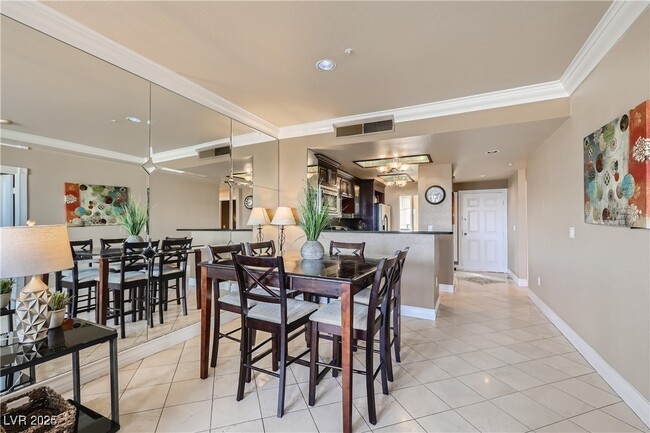 Building Photo - 270 E Flamingo Rd Unit 315 Rental