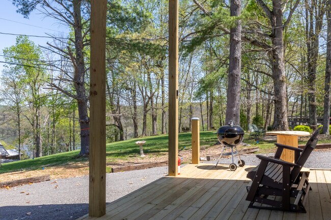 Photo - 160 Emalyn Ct