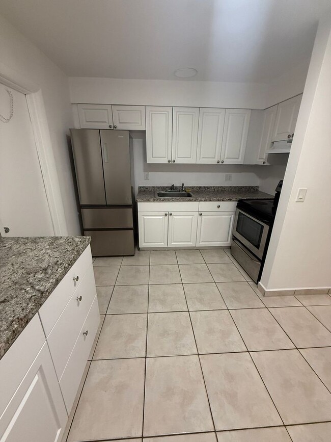 624-626 SW 7th Ave