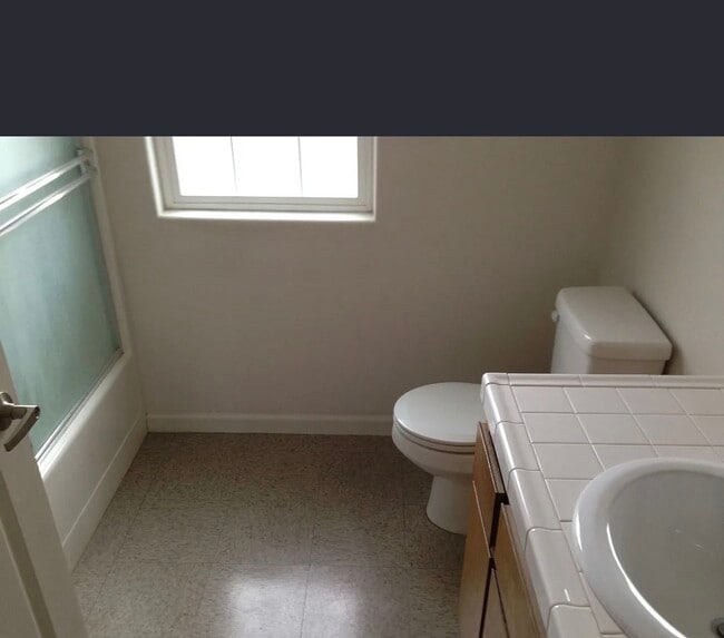 Photo - Lark  4 Plex Unit 2247