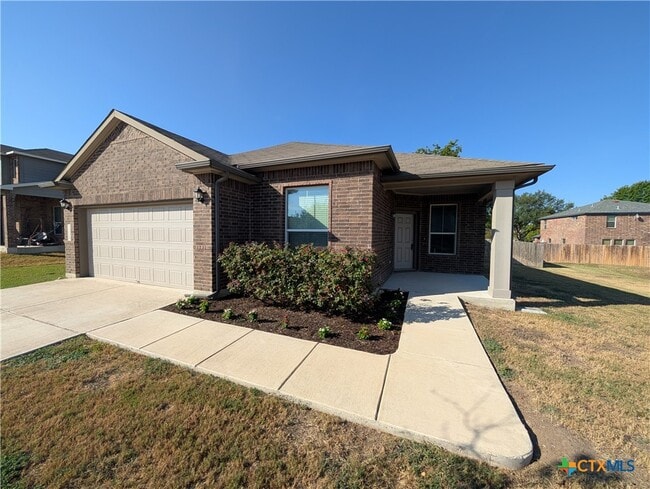 Building Photo - 1330 Ace Ranch St Rental