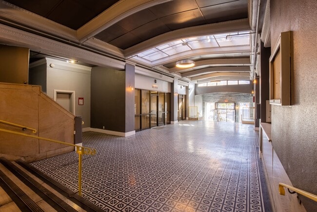 Photo - 729 S. Union Ave.