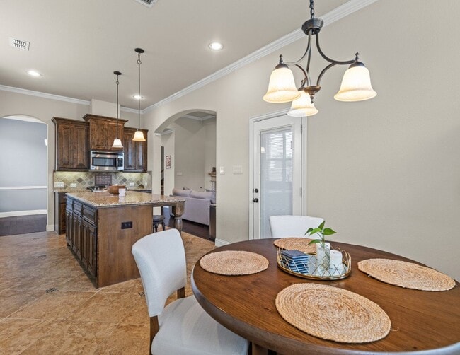 Photo - 3000 Waterglen Dr