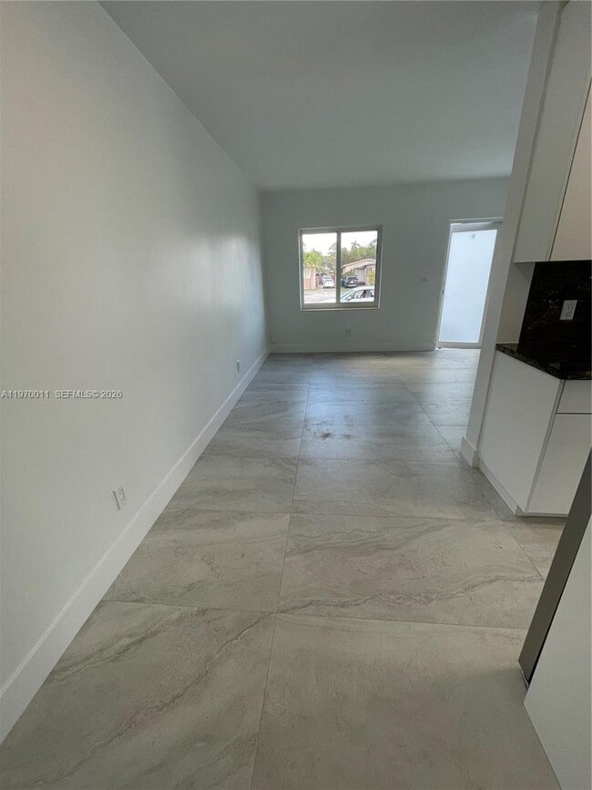 Photo - 2846 SW 37th Ave Unidad 2846