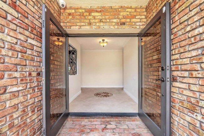 Photo - 4920 SW 170th Ave