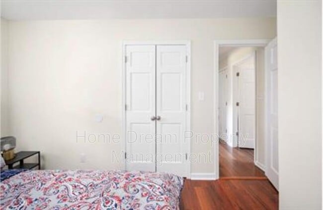 Photo - 11 Endicott Ln