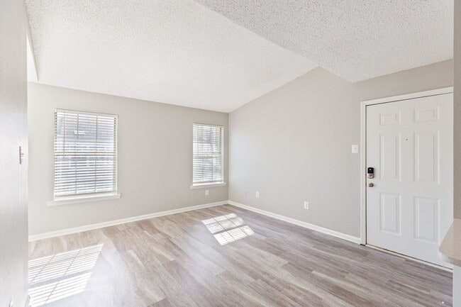 Steeplechase Apartments general photo
