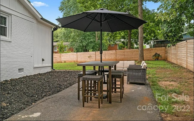 Photo - 3709 Sargeant Dr House