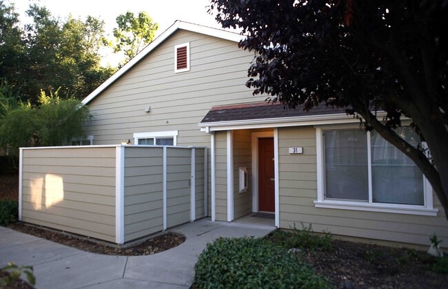 Building Photo - 31 Crissy Pl Rental