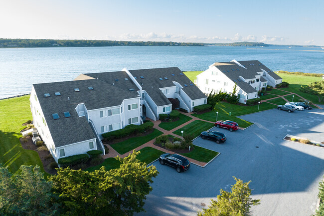 Photo - Cleaves Point Village Condominium