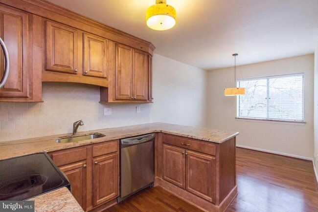 Photo - 50 Woodside Rd