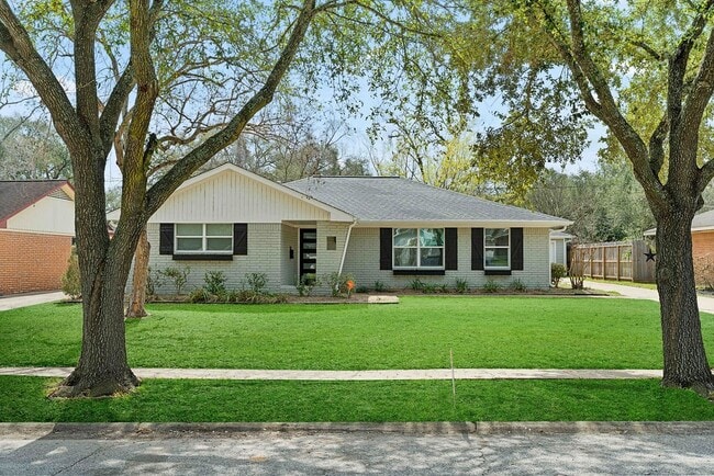 Building Photo - 5515 Warm Springs Rd