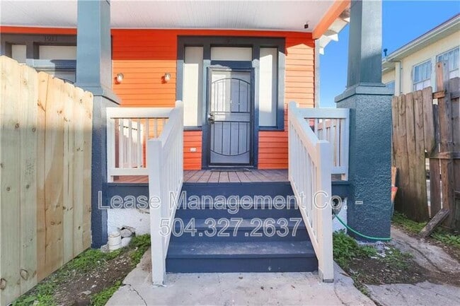 Photo - 1909 Port St Condo