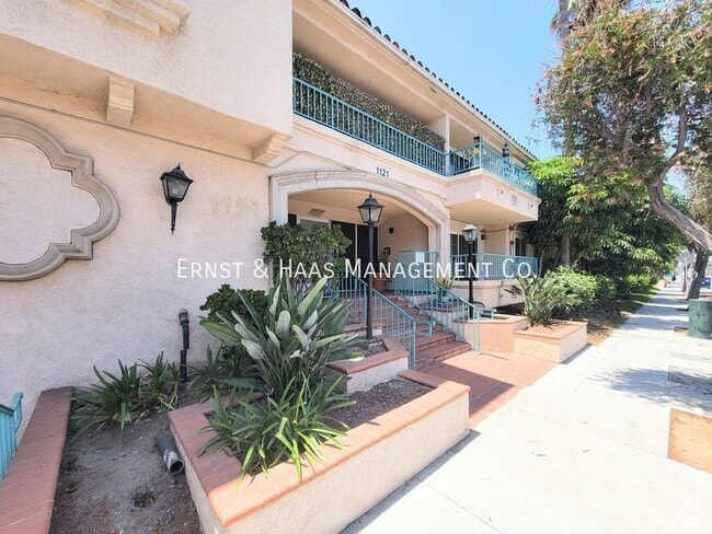 Building Photo - 1121 Obispo Ave Unit #213 Rental