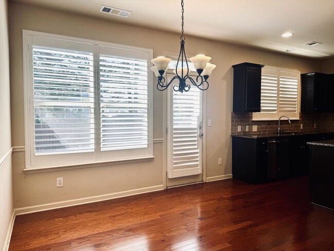 Photo - 2214 Spicy Pine Ln