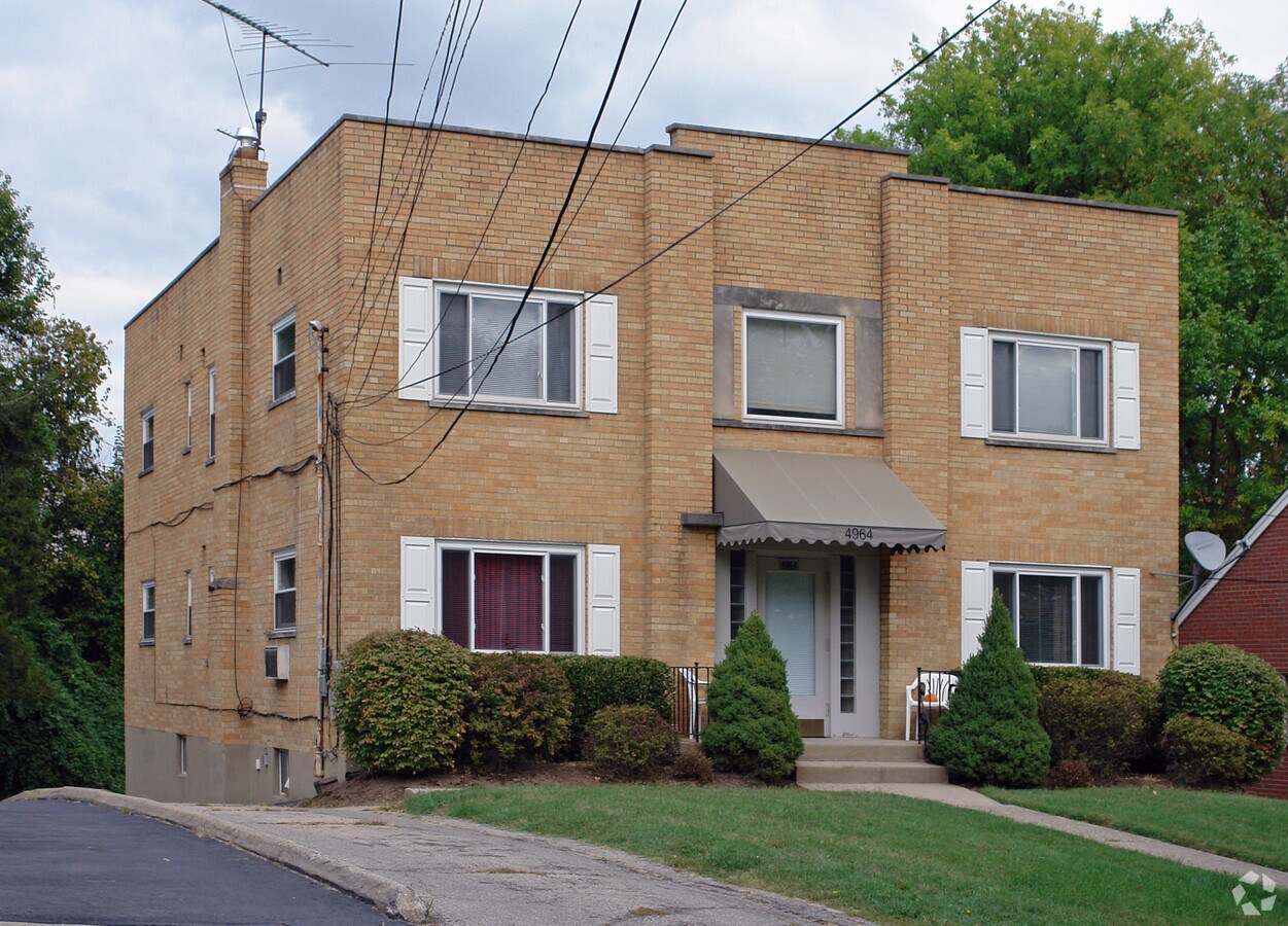 4964 Charlemar - 4964 Charlemar