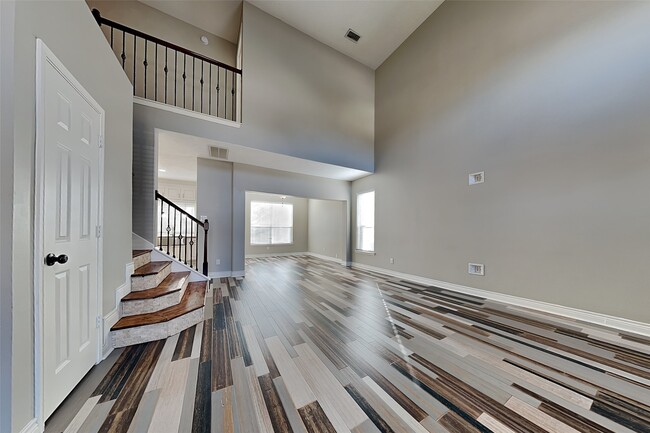 Photo - 1406 Chesterpoint Dr