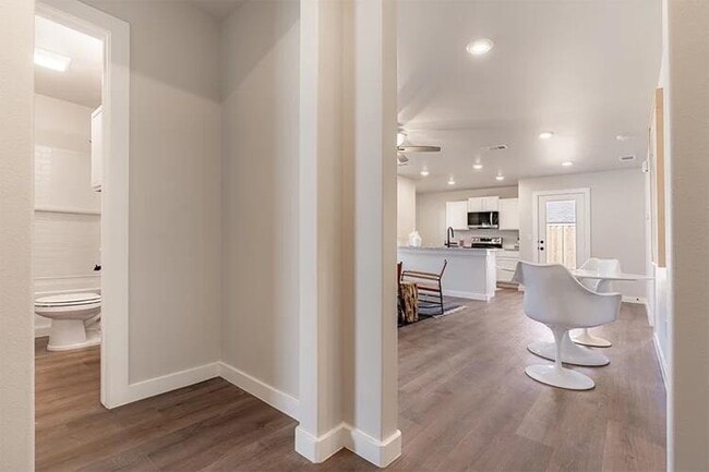 Photo - 3525 Turner Ave