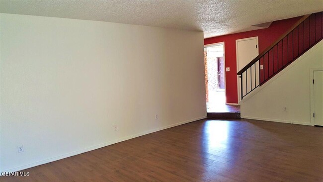 Photo - 6611 Dawn Dr