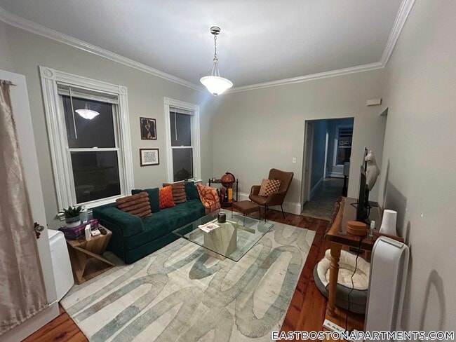 Building Photo - 279 Webster St