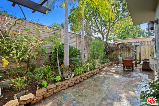 Photo - 2013 21st St Unit 105