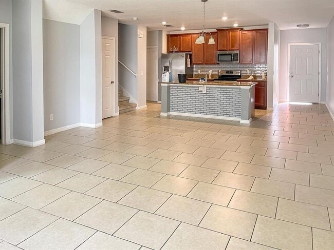 Photo - 1735 Kato Wy