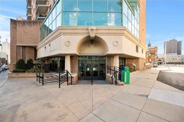 Photo - 78 10th St E Unit 1907