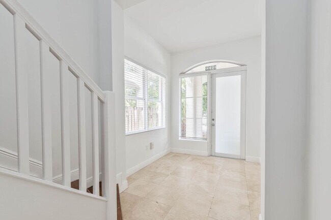 Photo - 3133 Hibiscus St