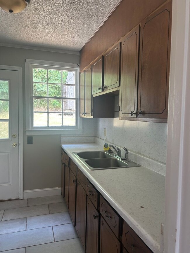 Photo - Home in Rossville GA