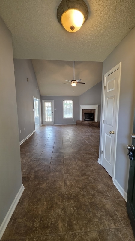 Photo - 1471 Wolf Ridge Dr