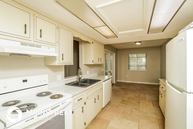 Photo - 8090 River Country Dr