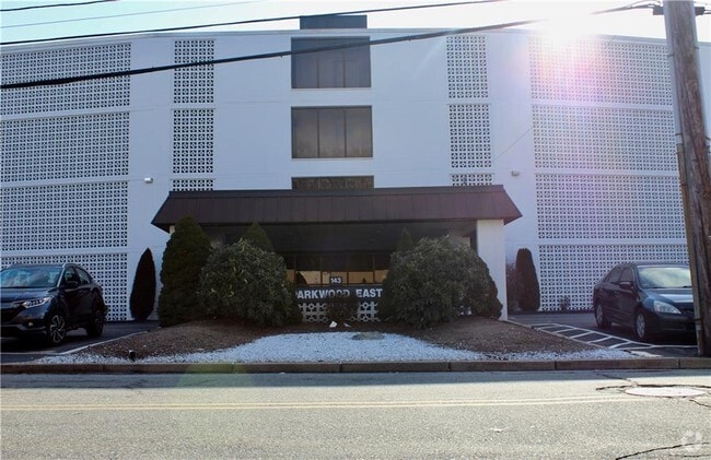 Building Photo - 143 Hoffman Ave Unit 411 Rental