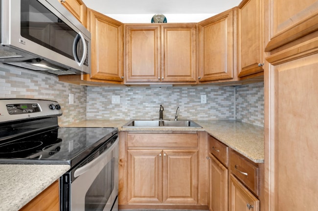 Photo - 2970 NE 16th Ave Unidad B211