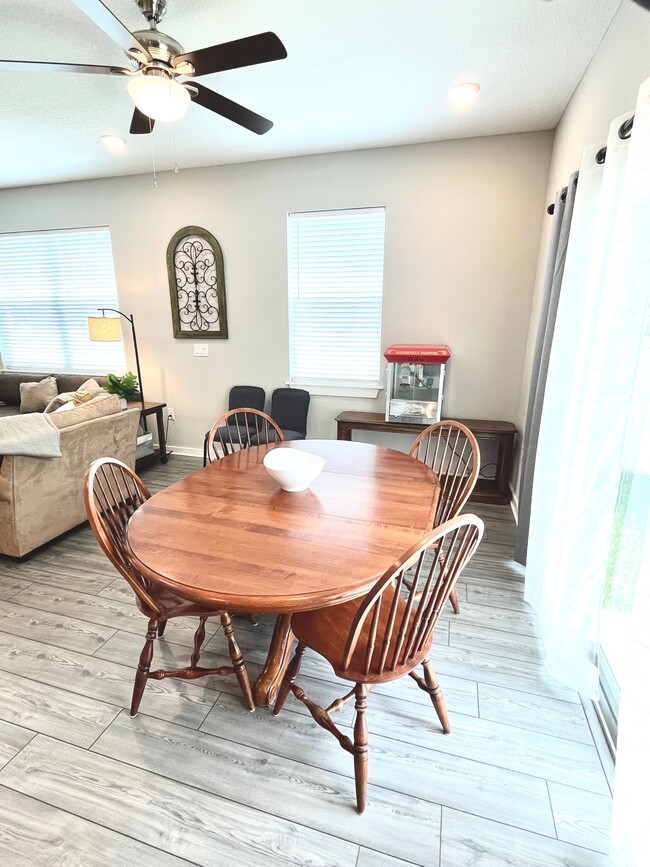 Photo - 6307 S Roberts Ave