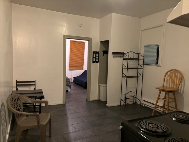 Building Photo - 4328 Frankford Ave Unit 3rd fl Rental