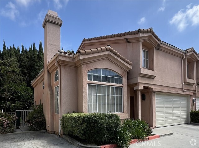 Building Photo - 10010 Reseda Blvd Rental