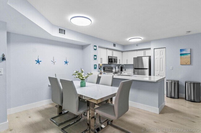 140 Yacht Club Way Unit 107