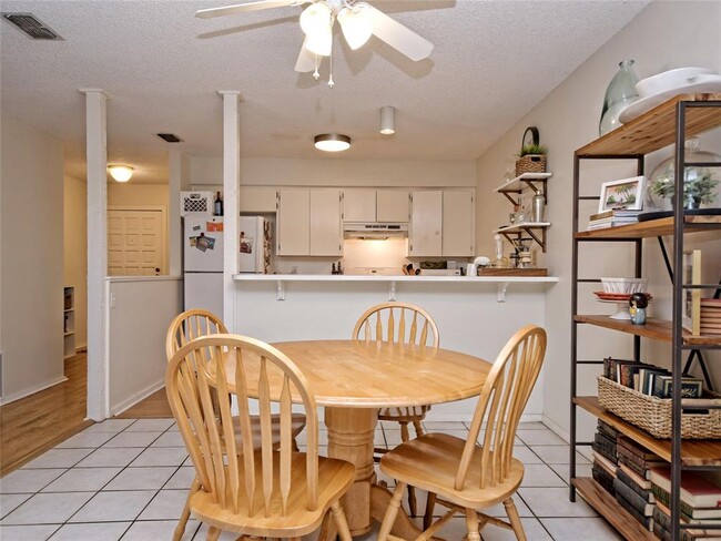 Photo - 8121 Ceberry Dr