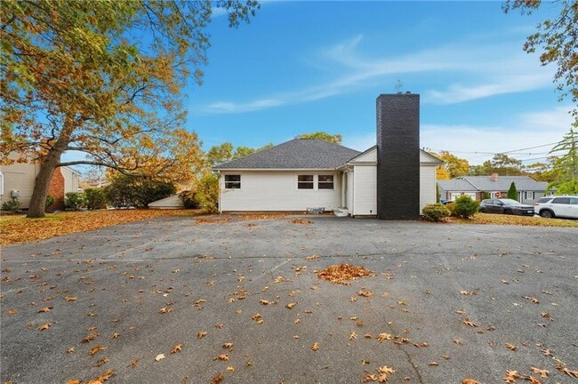 Photo - 259 High Service Ave