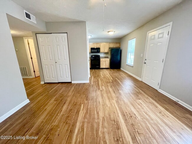 Photo - 6701 Crawford Crossing Pl Unidad 101