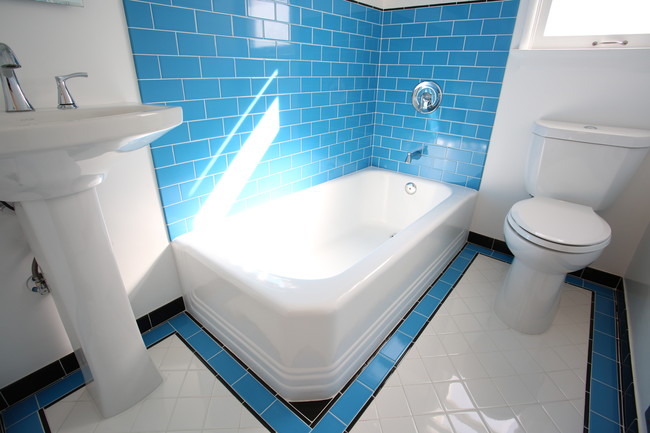 New bathroom - 554 E Cypress Ave Unit B Rental