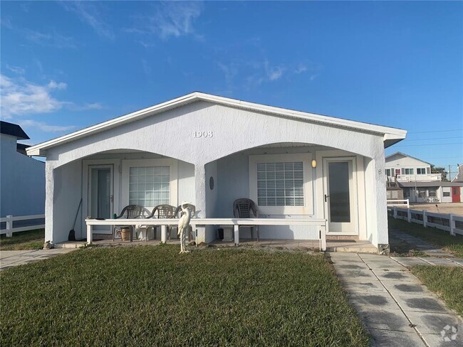 Building Photo - 1908 S Ocean Shore Blvd Rental