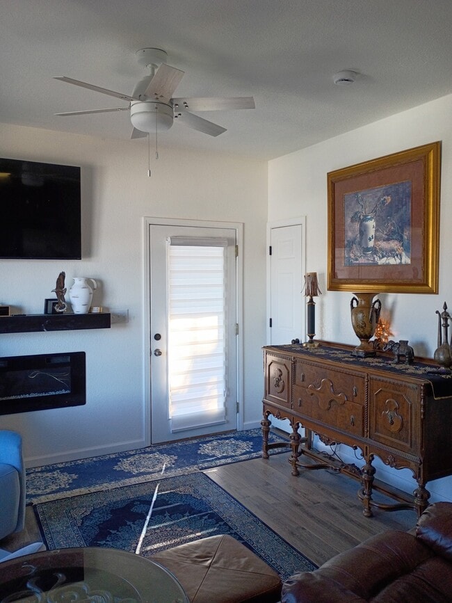 Photo - 195 Gardenia Cir Unit 2