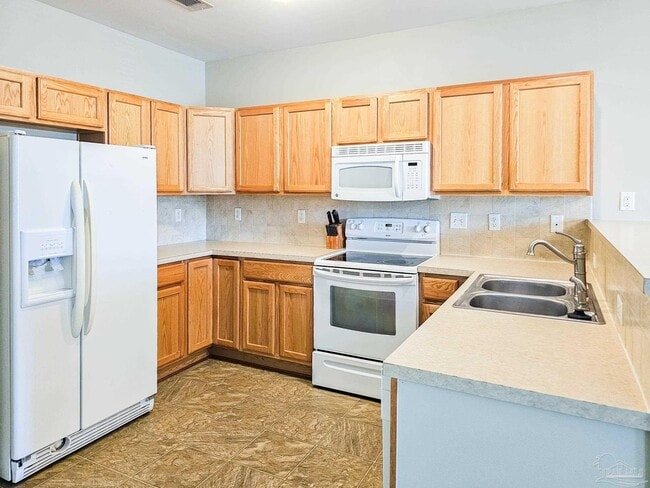 Photo - 3210 Seabrook St