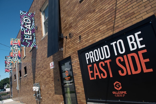 Photo - Willis Apartments