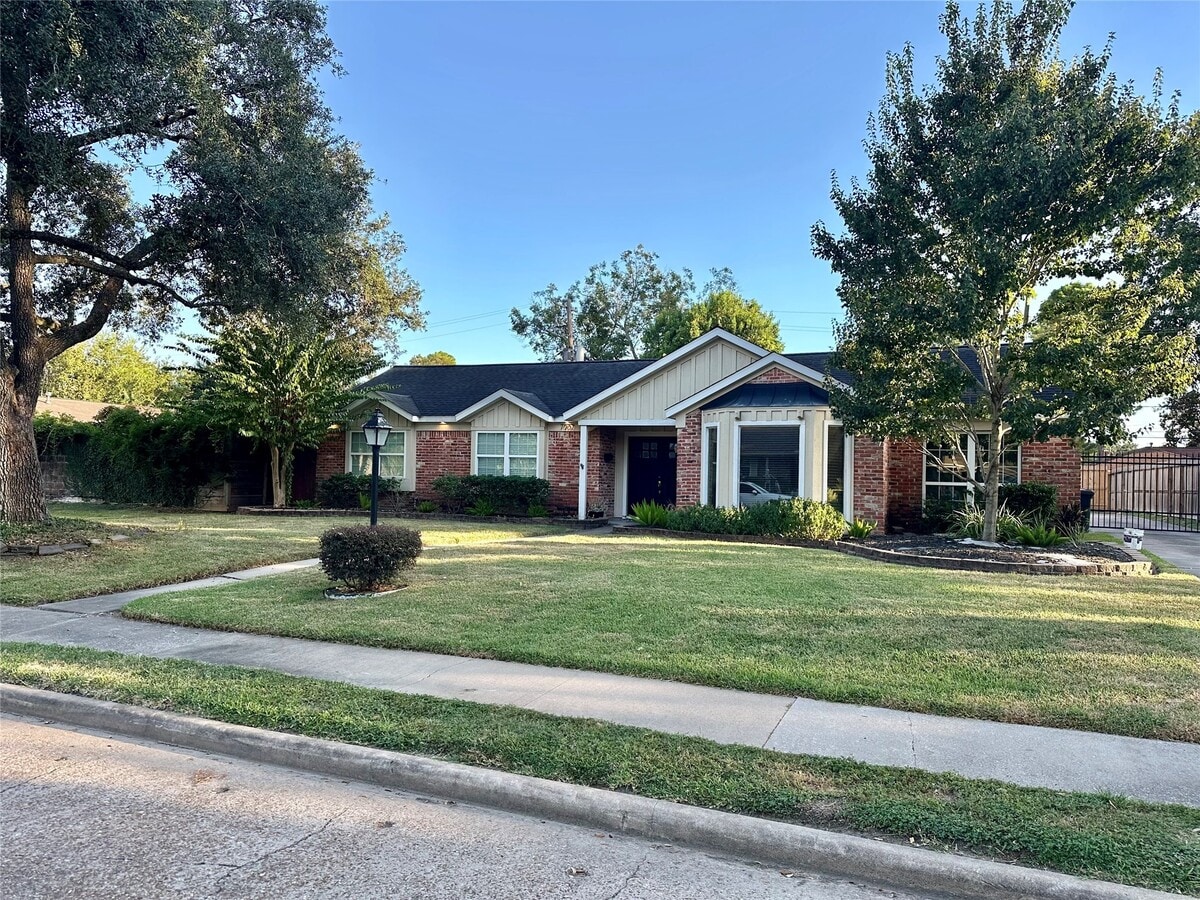 Photo - 7907 Braes Meadow Dr