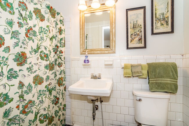 Photo - 1700 Allegro Dr
