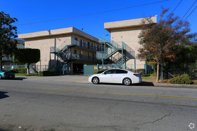 Photo - Orchard Plaza Apartments
