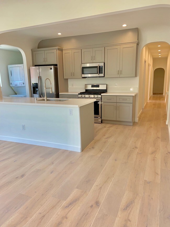 Photo - 5203 W 20th St Unit 5203