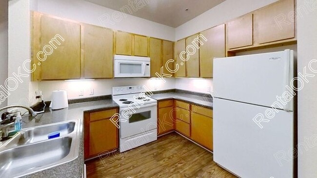 Photo - 4 Bed 4 Bath Ground Floor Condo